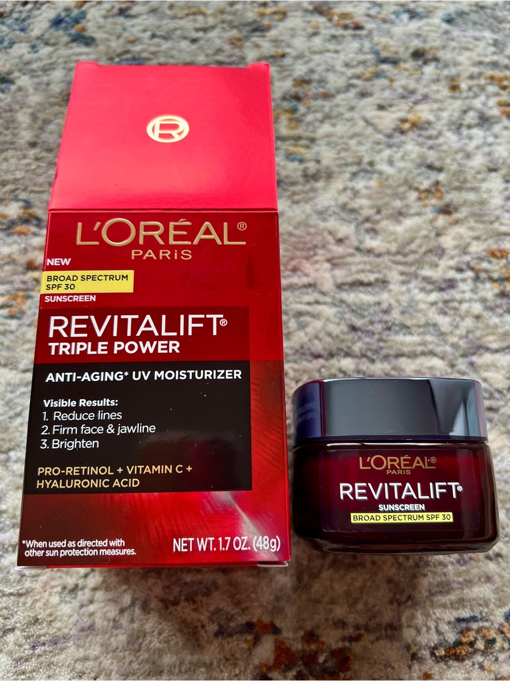 L'Oréal Revitalift Triple Power SPF 30 Moisturizer
